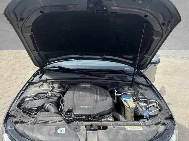 Audi A4 view 10