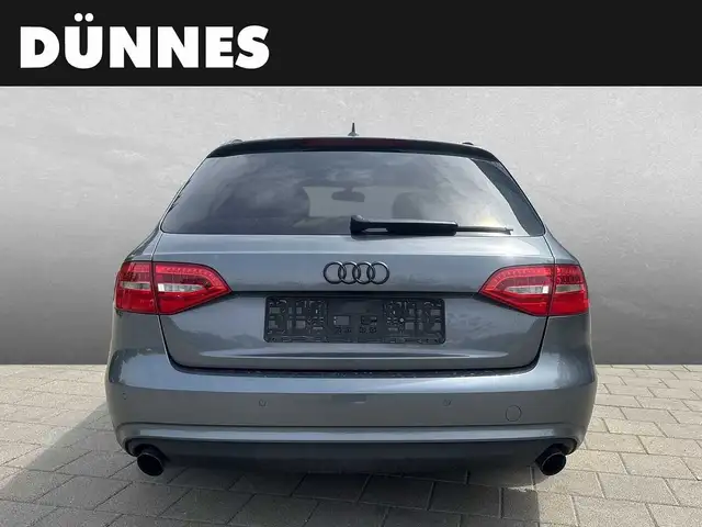 Audi A4 view 7