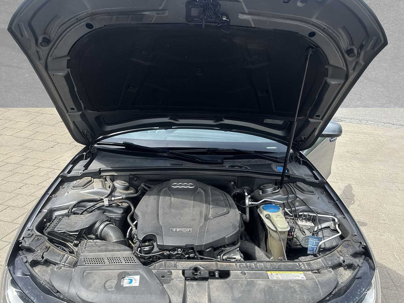Audi A4 Avant 2.0 TFSI quattro Attraction — photo 10
