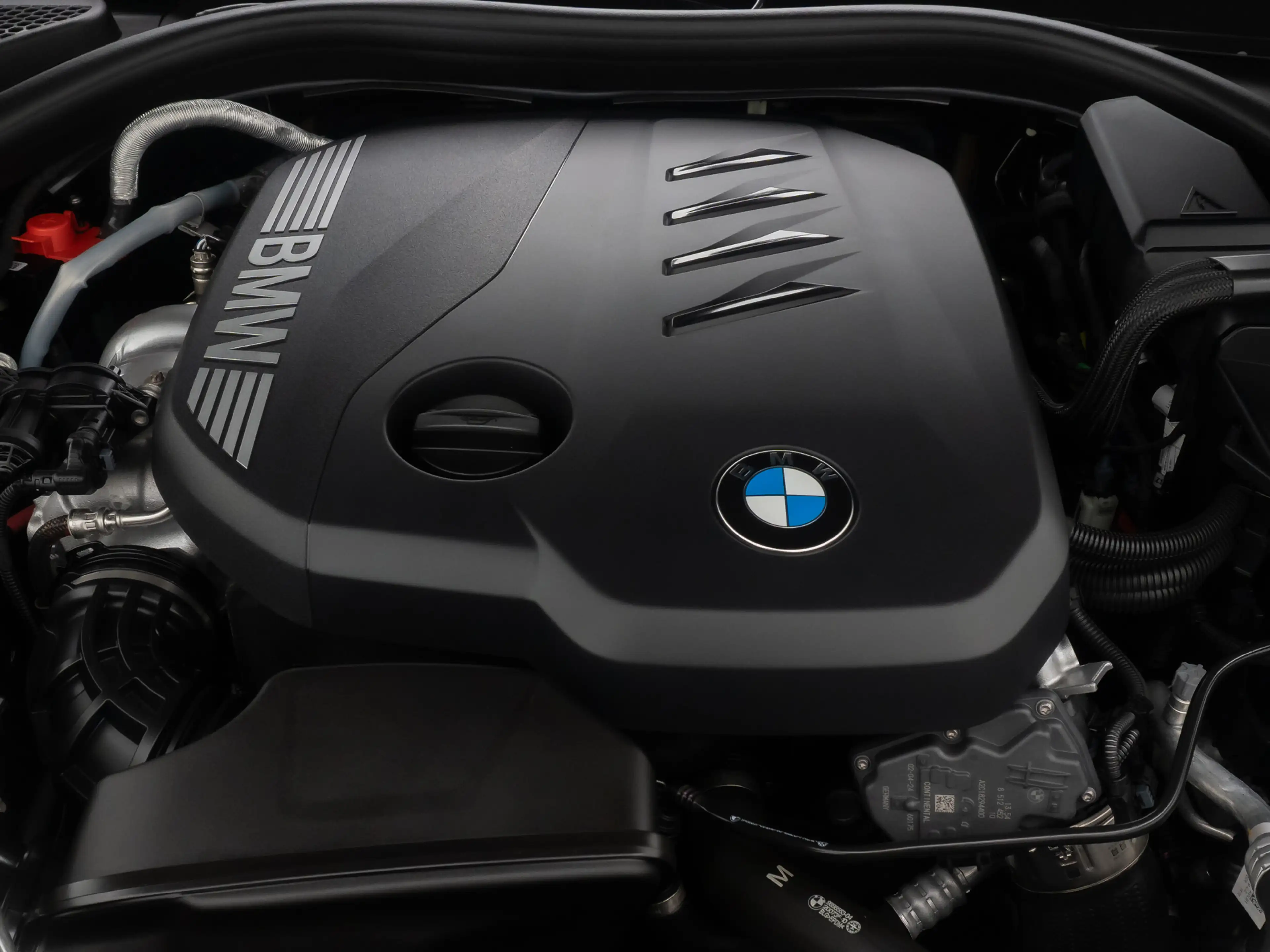 BMW 520 M Sport 360°H K Alarm DAB HUD Belüftung 19 — photo 14