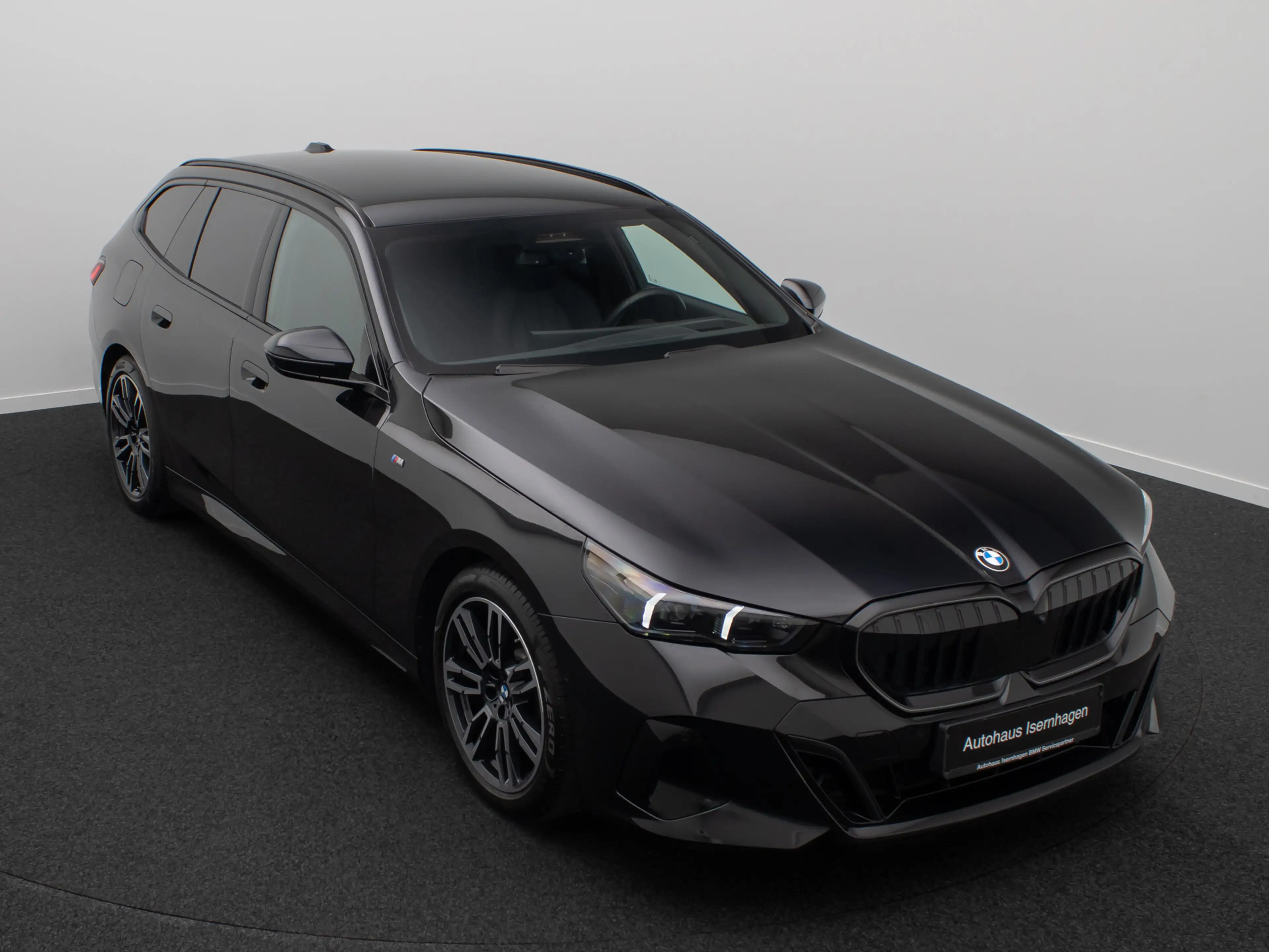 BMW 520 M Sport 360°H K Alarm DAB HUD Belüftung 19 — photo 3