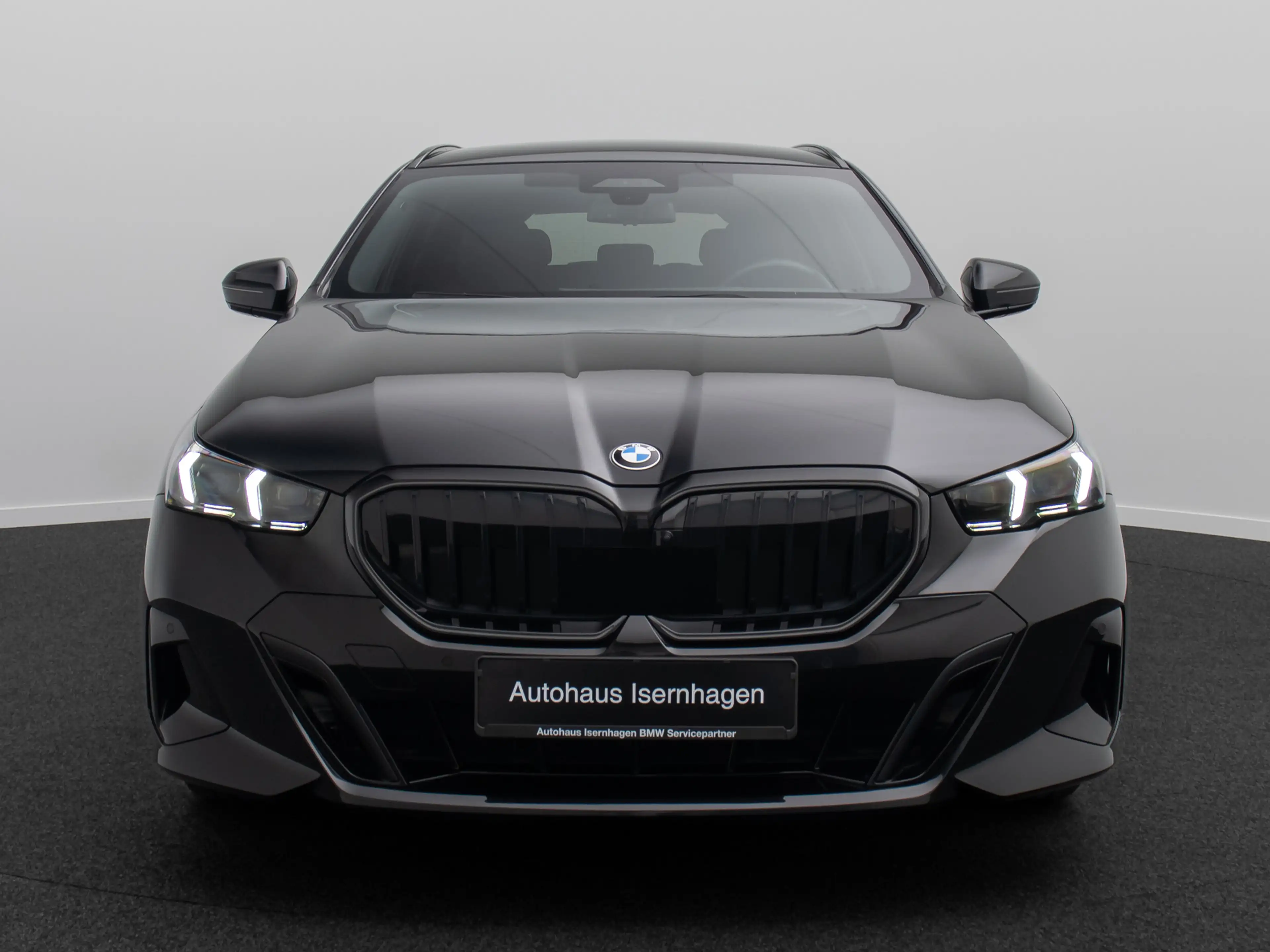 BMW 520 M Sport 360°H K Alarm DAB HUD Belüftung 19 — photo 2