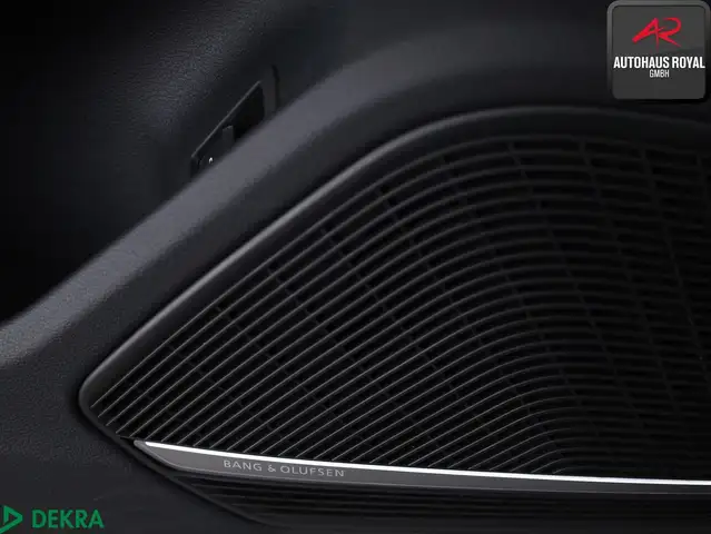 Audi A4 view 15