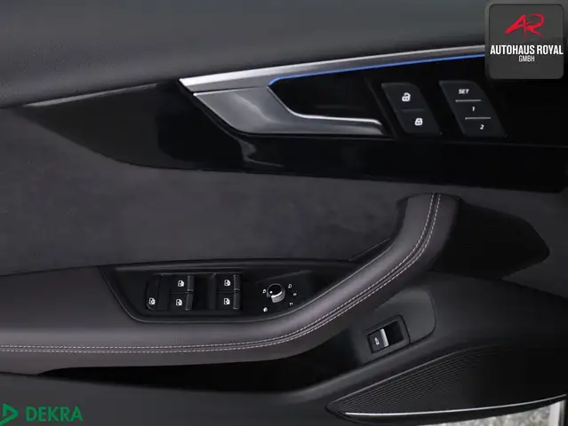Audi A4 view 14
