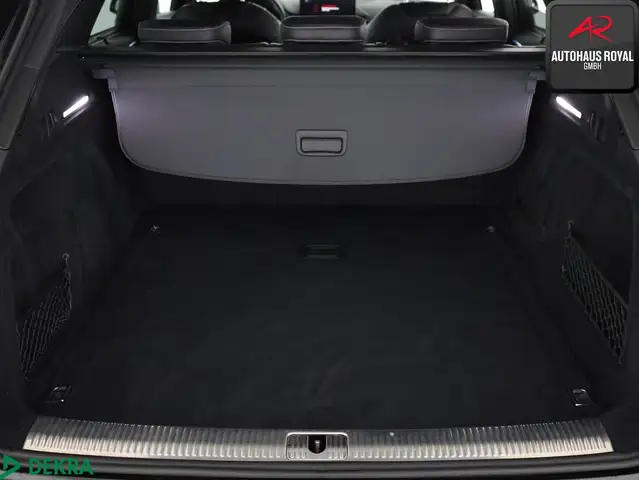 Audi A4 view 13