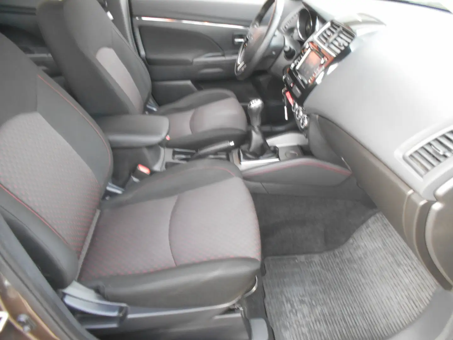 Mitsubishi ASX ASX 1.6 ClearTec 2WD Diamant Edition Braun - 2