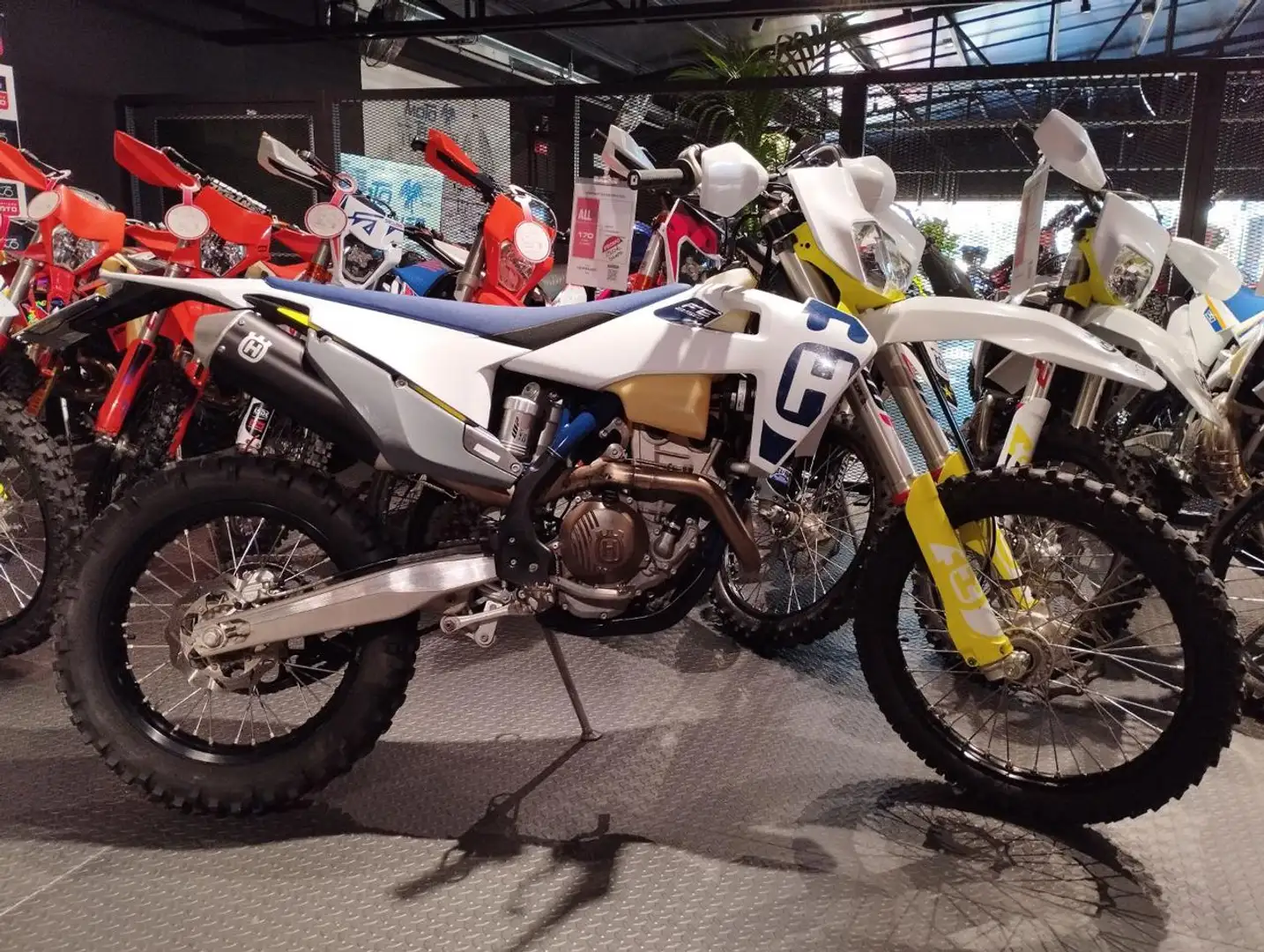 Husqvarna FE 250 FE 250 MY 2019 Alb - 1
