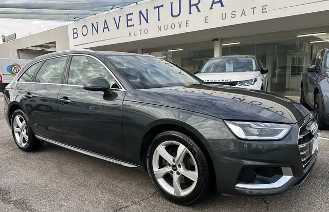Audi A4 Avant 35 2.0 tdi mhev Advanced  163cv S-tronic