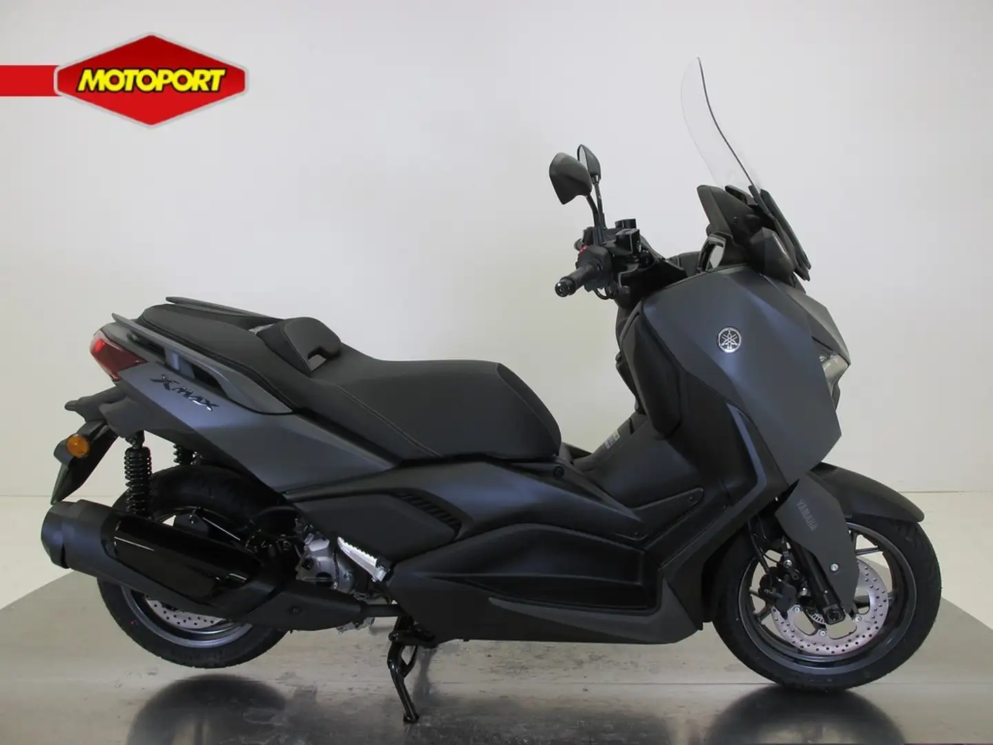Yamaha X-Max 300 ABS Černá - 1