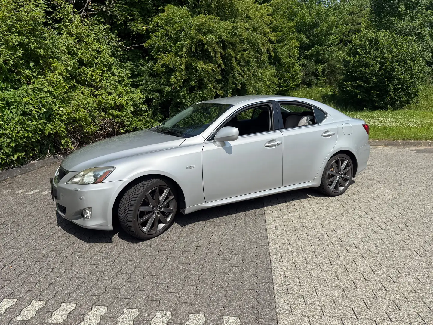 Lexus IS 250 IS Executive Line Silber - 1