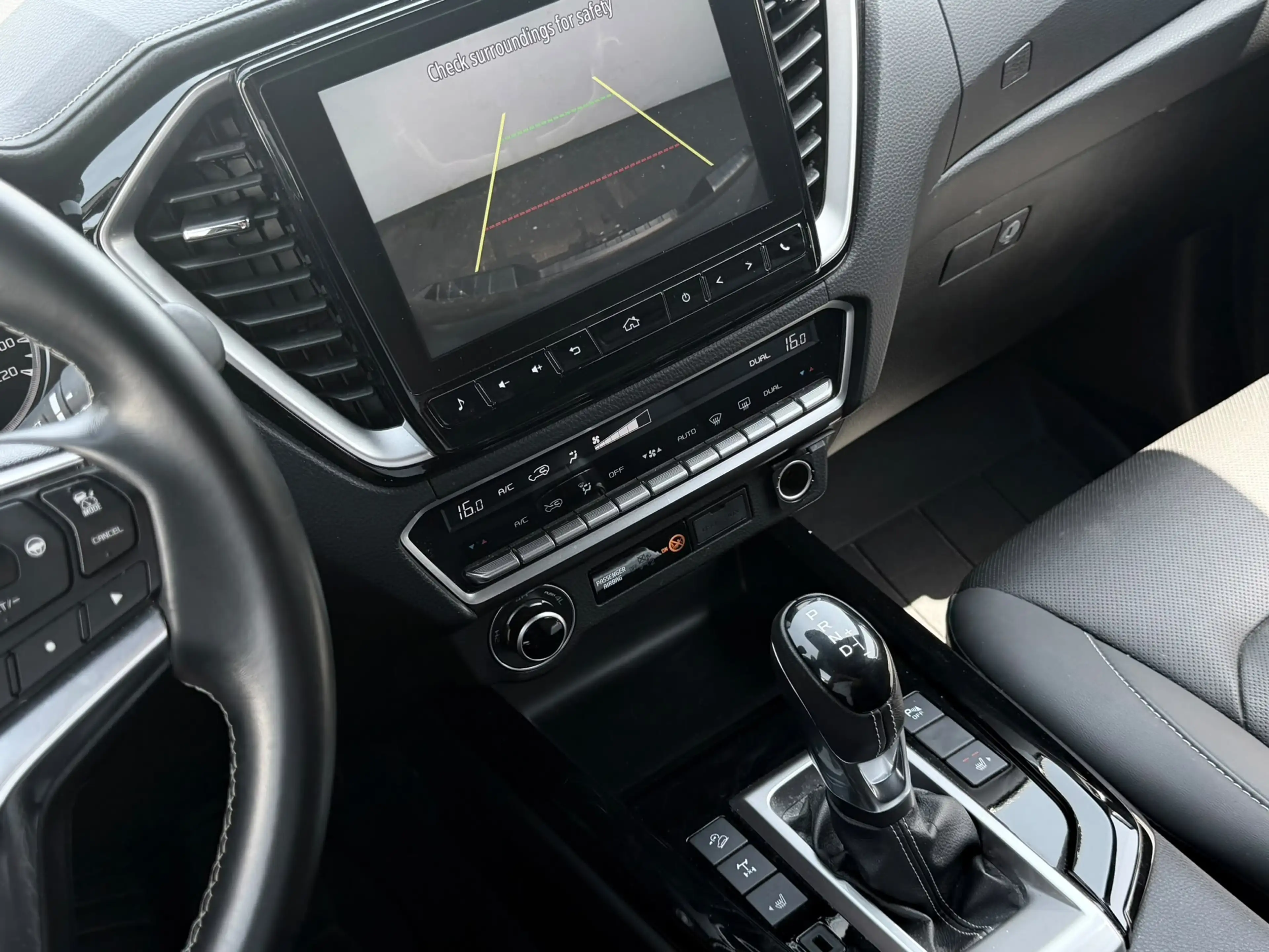 Isuzu D-Max 1.9 Turbo D 4WD *V-CROSS BLACK EDITION — photo 9