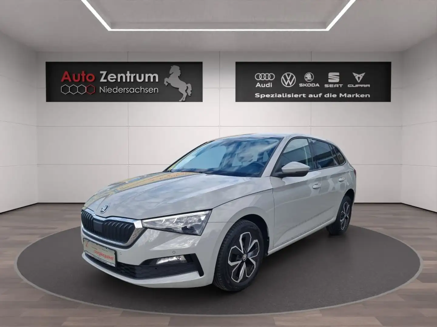 Skoda Scala 1.6 TDI DSG Drive 125 CarPlay-Android VOLL-LED Grau - 2