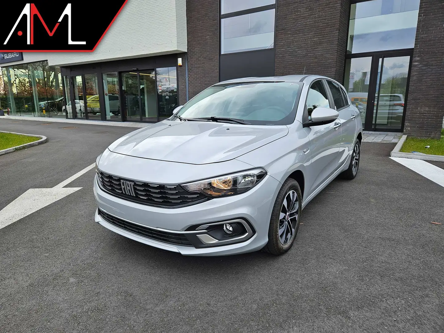 Fiat Tipo 1.5 Hybrid DCT Grijs - 1