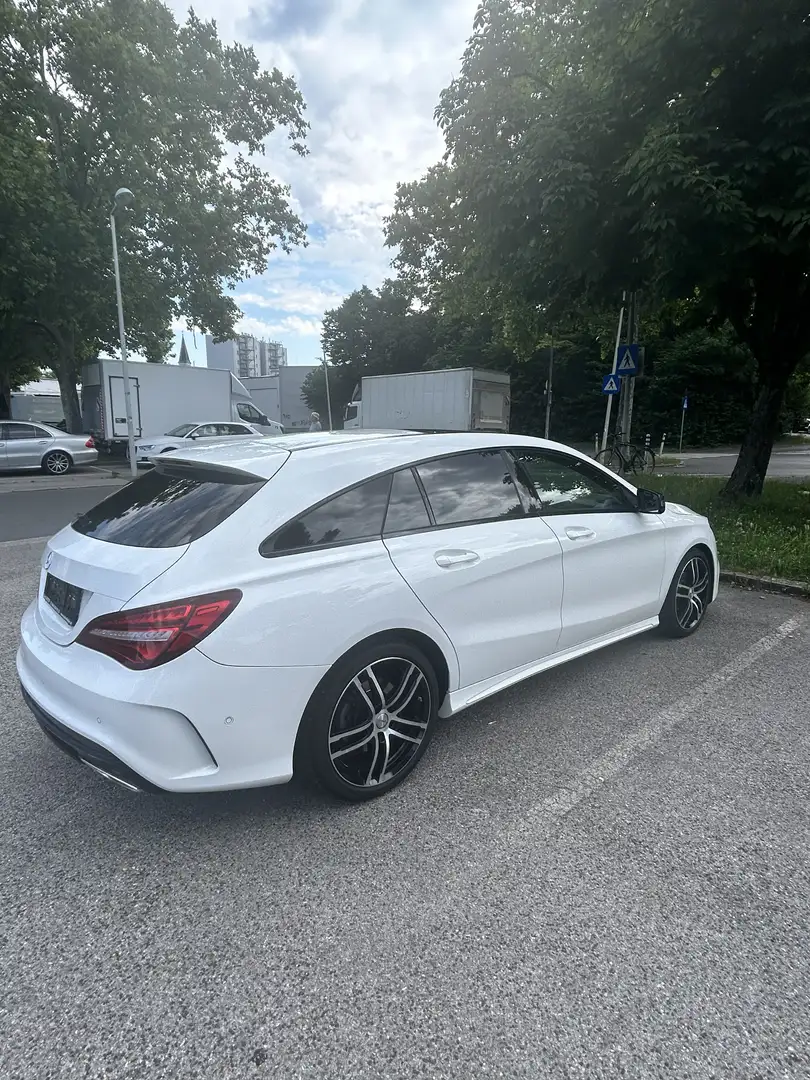 Mercedes-Benz CLA 200 d Shooting Brake 4MATIC Aut. - 2