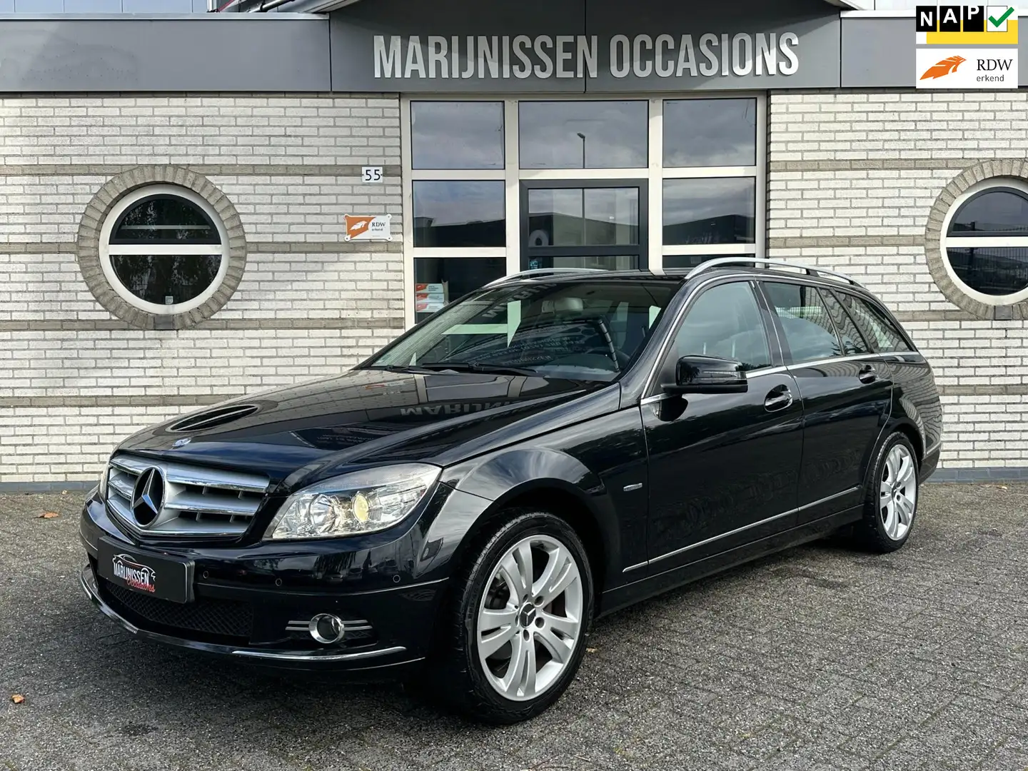 Mercedes-Benz C 180 K BlueEFFICIENCY Avantgarde |Stoelvw,PDC,Navi| Nero - 1