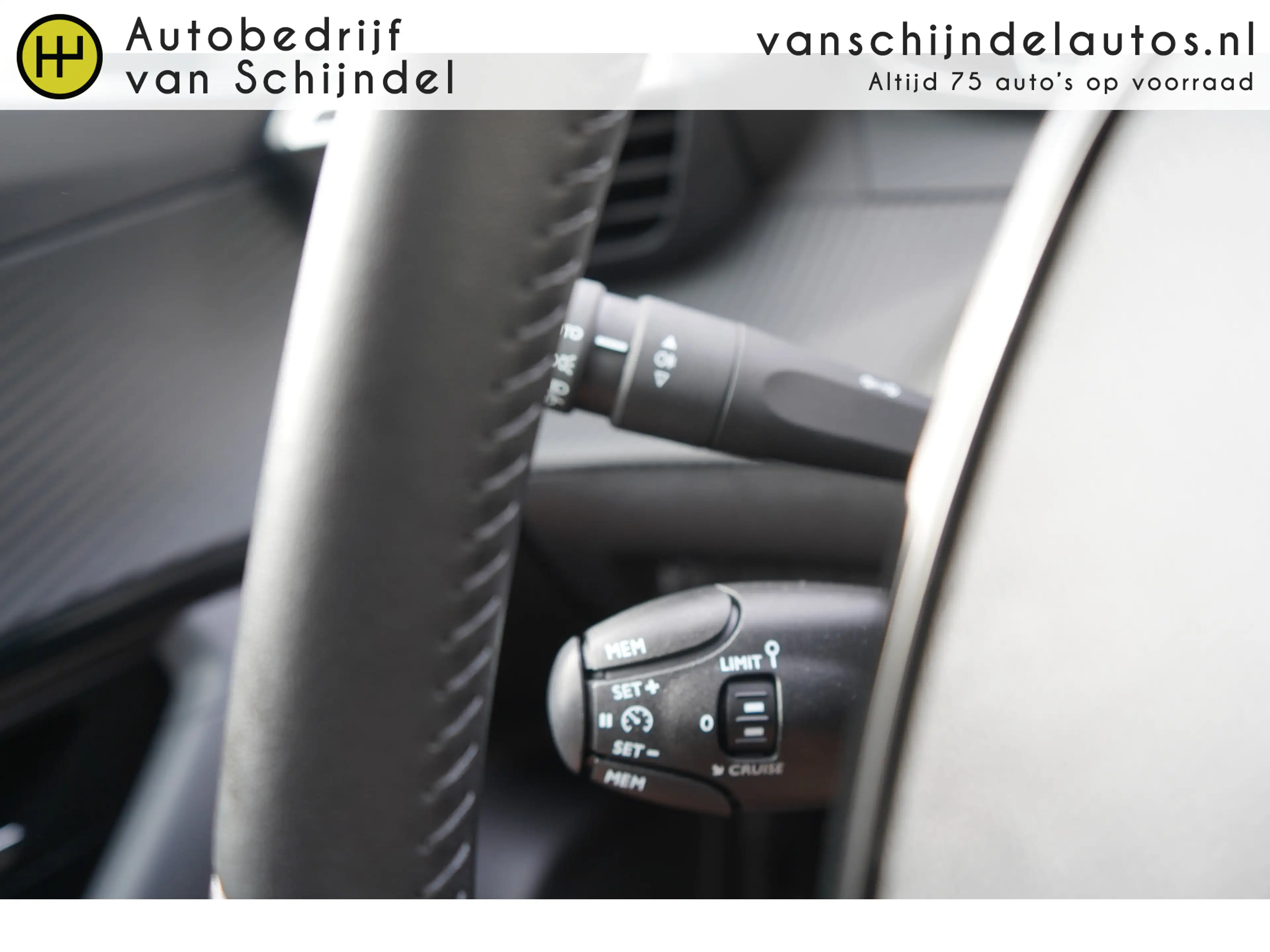 Peugeot 2008 1.2 PURETECH 100PK ACTIVE ANDROID-APPLECARPLAY(NAV — photo 33