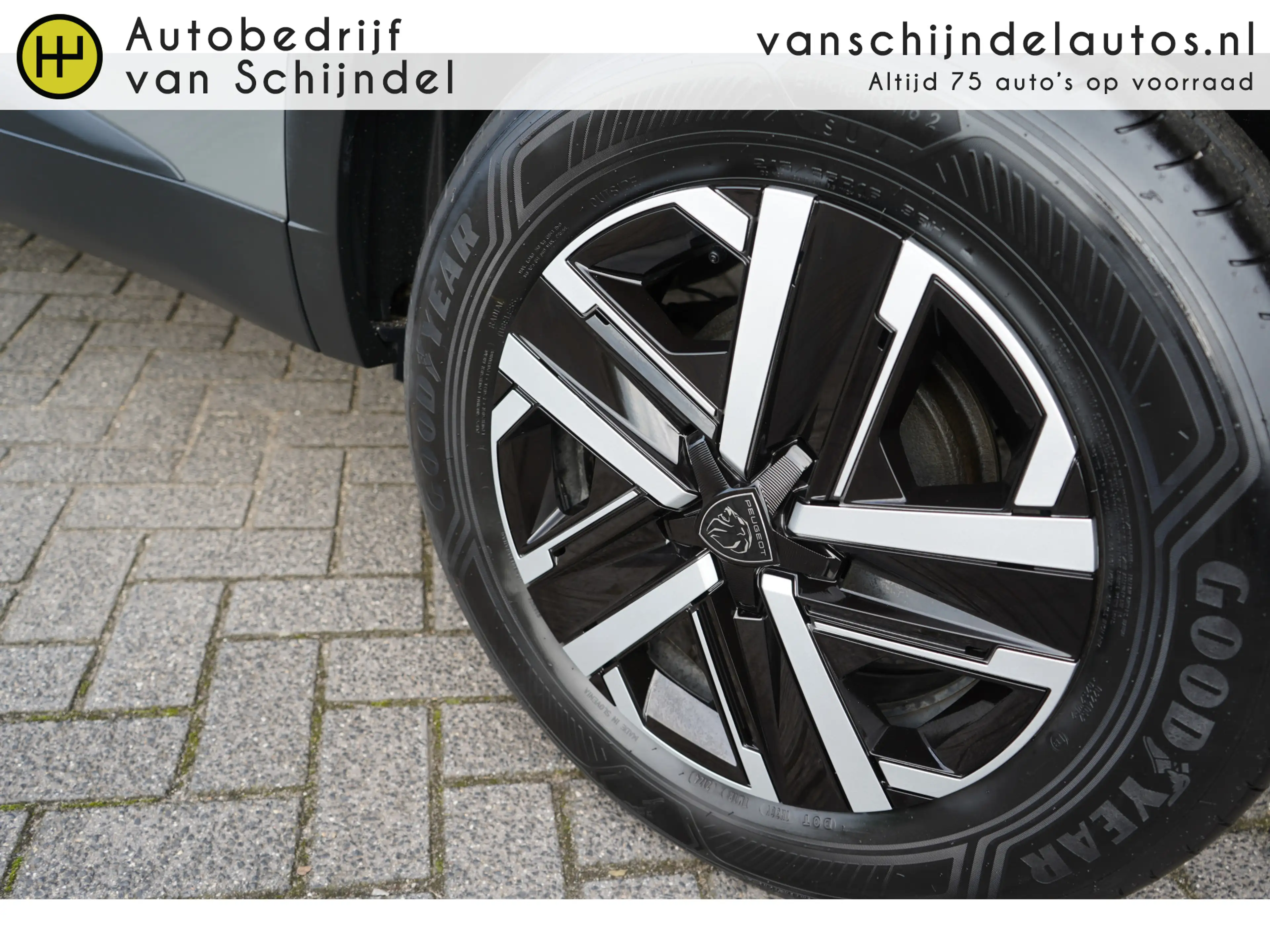 Peugeot 2008 1.2 PURETECH 100PK ACTIVE ANDROID-APPLECARPLAY(NAV — photo 11
