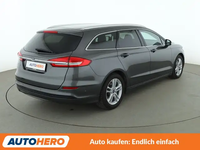 Ford Mondeo view 6