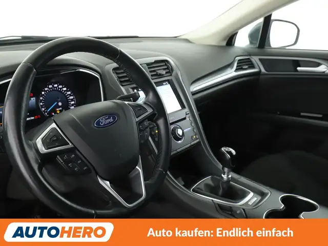 Ford Mondeo view 11