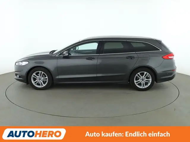 Ford Mondeo view 3