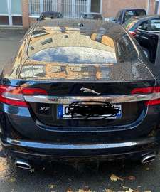 XF V6 3.0 D - 240 FAP Luxe Premium A