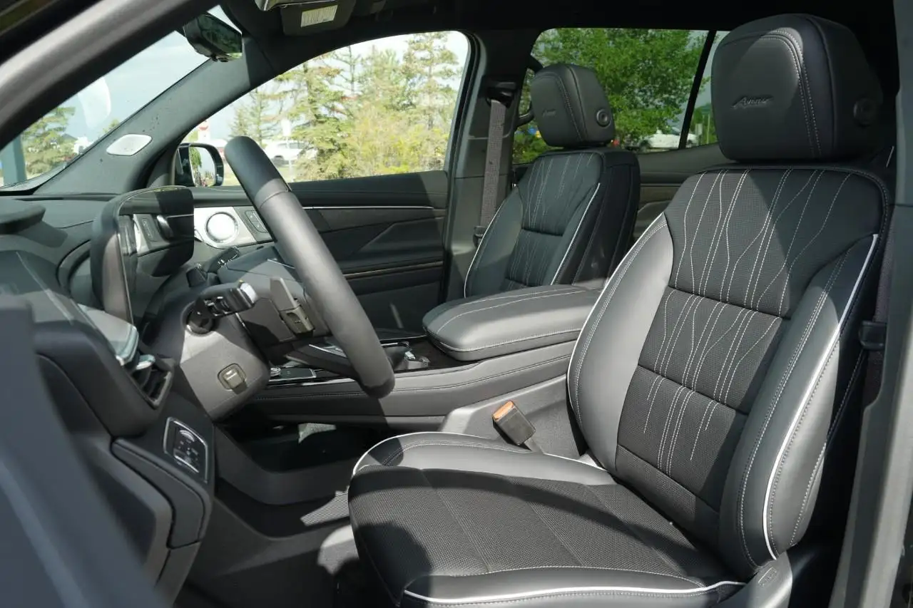 Buick Enclave снимка Buick Enclave