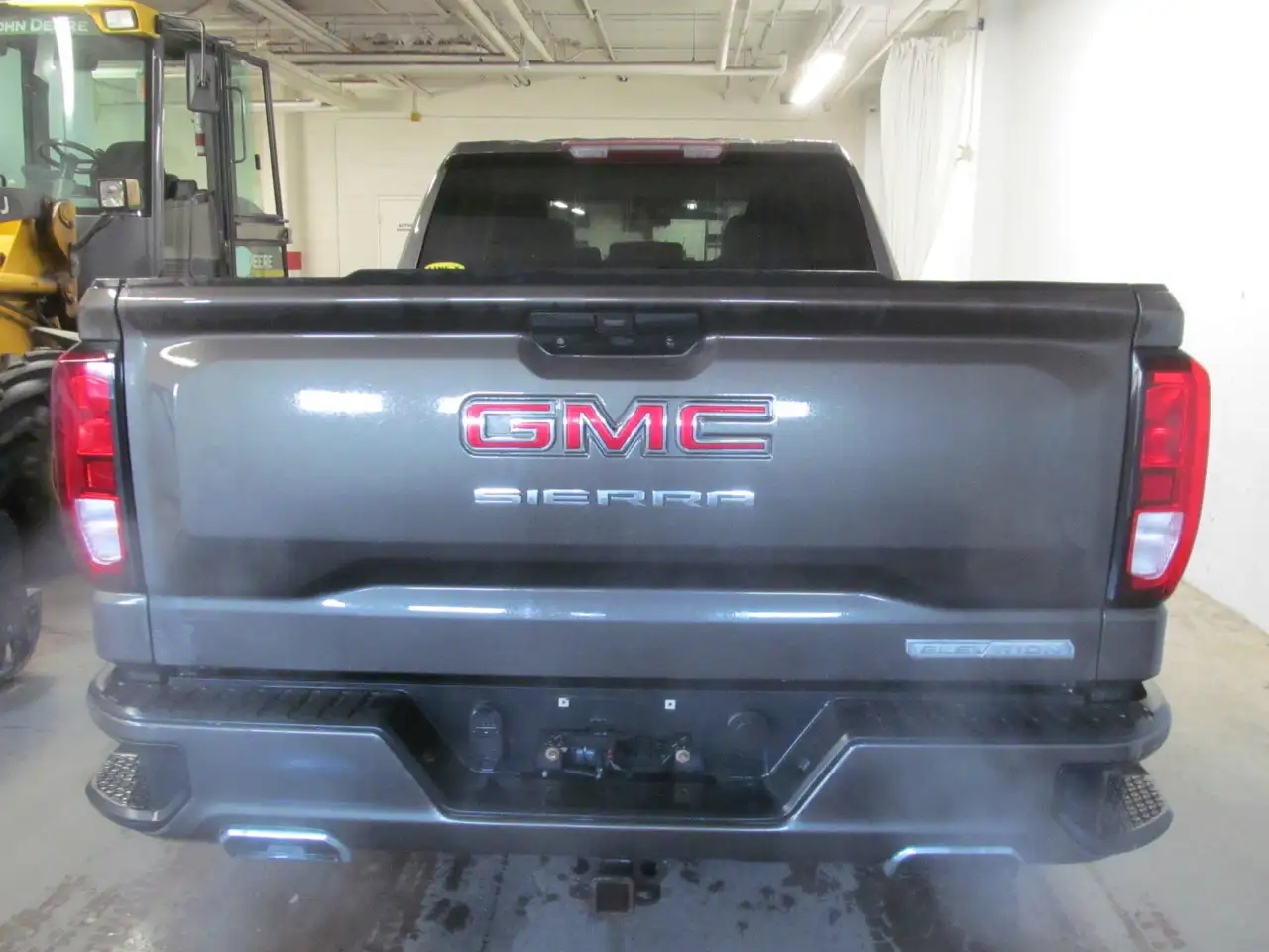 GMC Sierra 1500 снимка GMC Sierra 1500