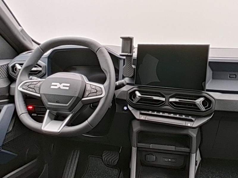Dacia Duster Journey Hybrid 140 — photo 13
