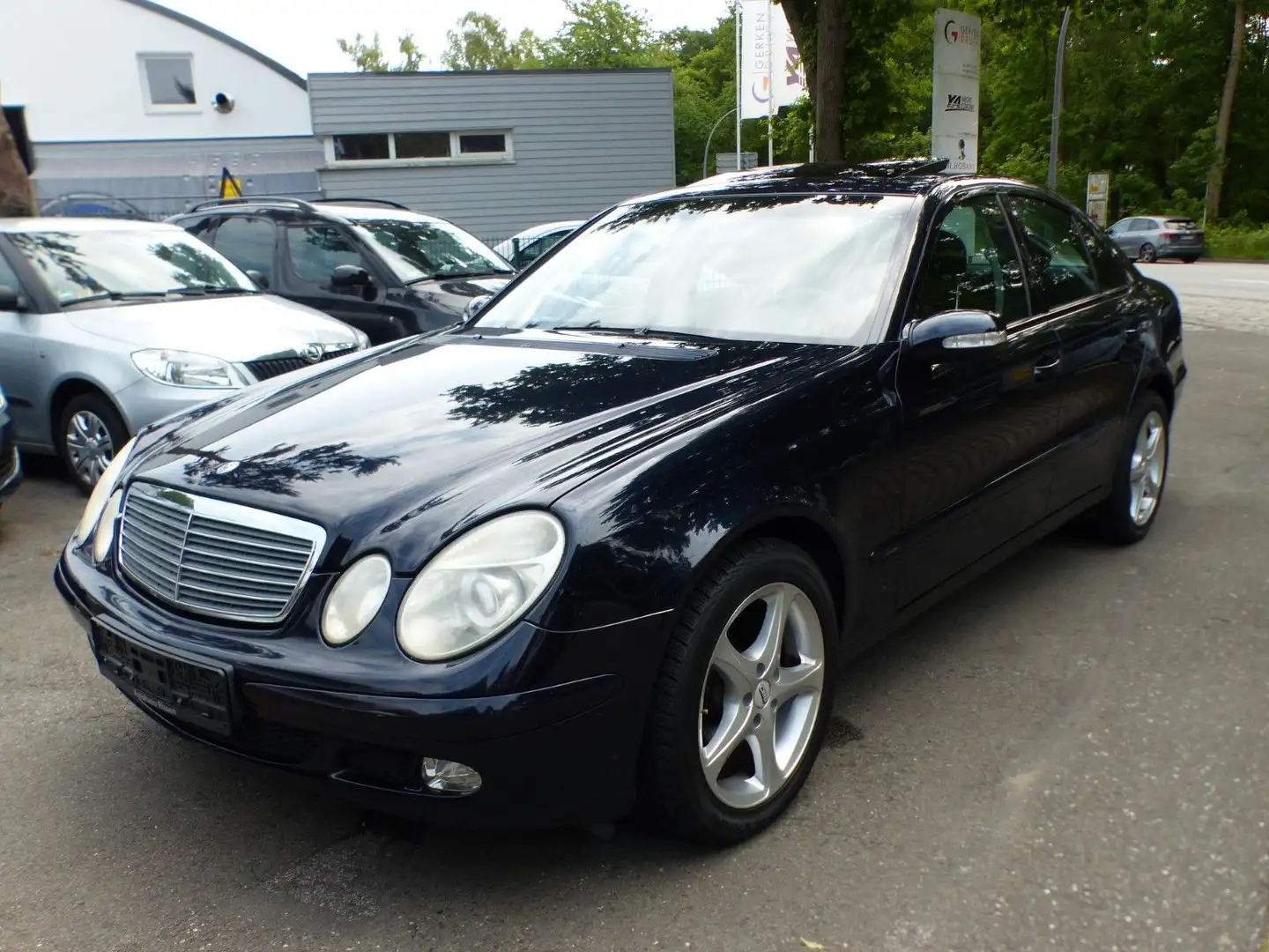 Mercedes-Benz E 200 E200 Limousine Kompressor Classic Aut. SDach Shz Azul - 1