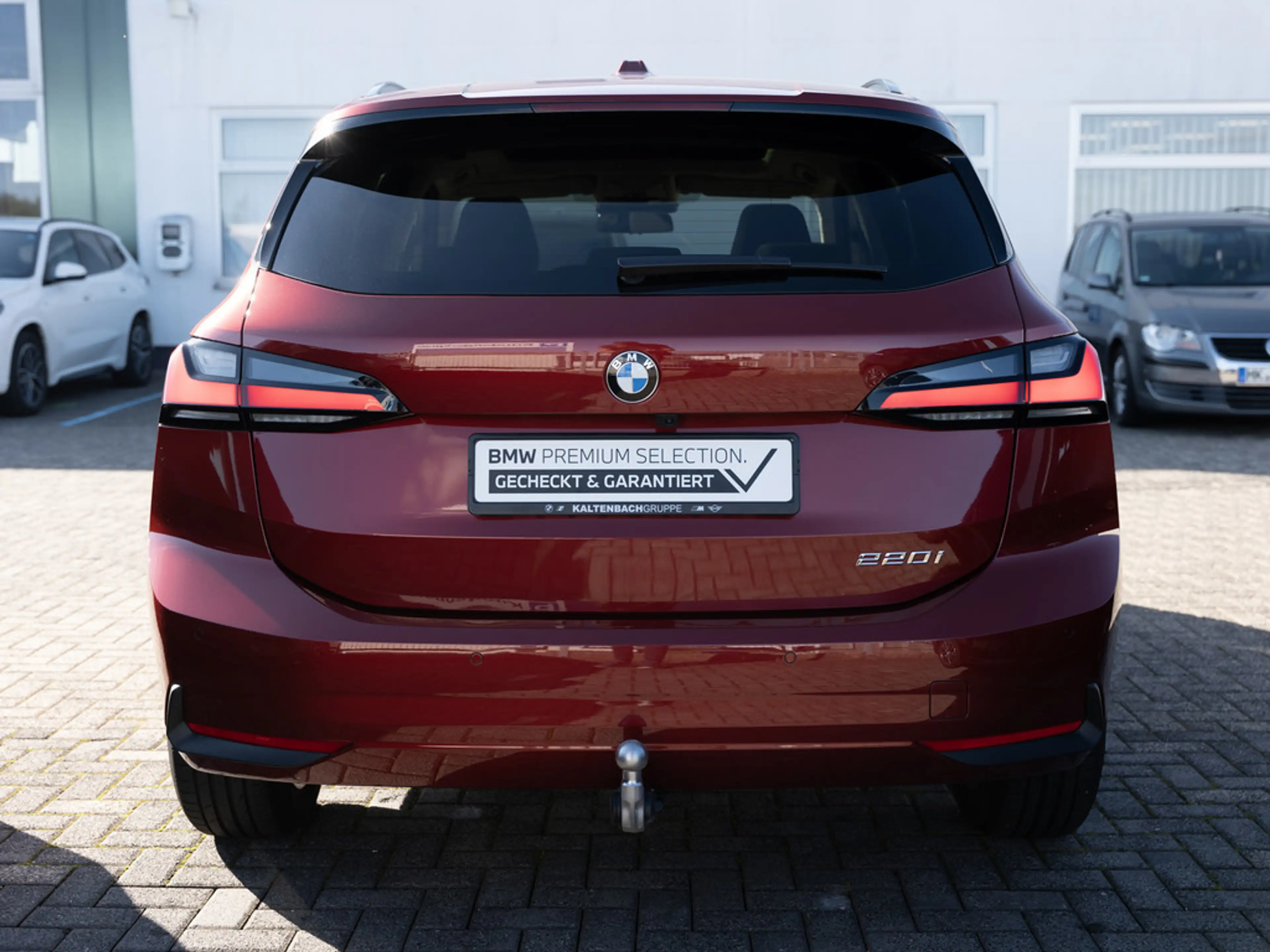 BMW 220 Active Tourer PANO AHK LED AKTIVSITZE SHZ — photo 6