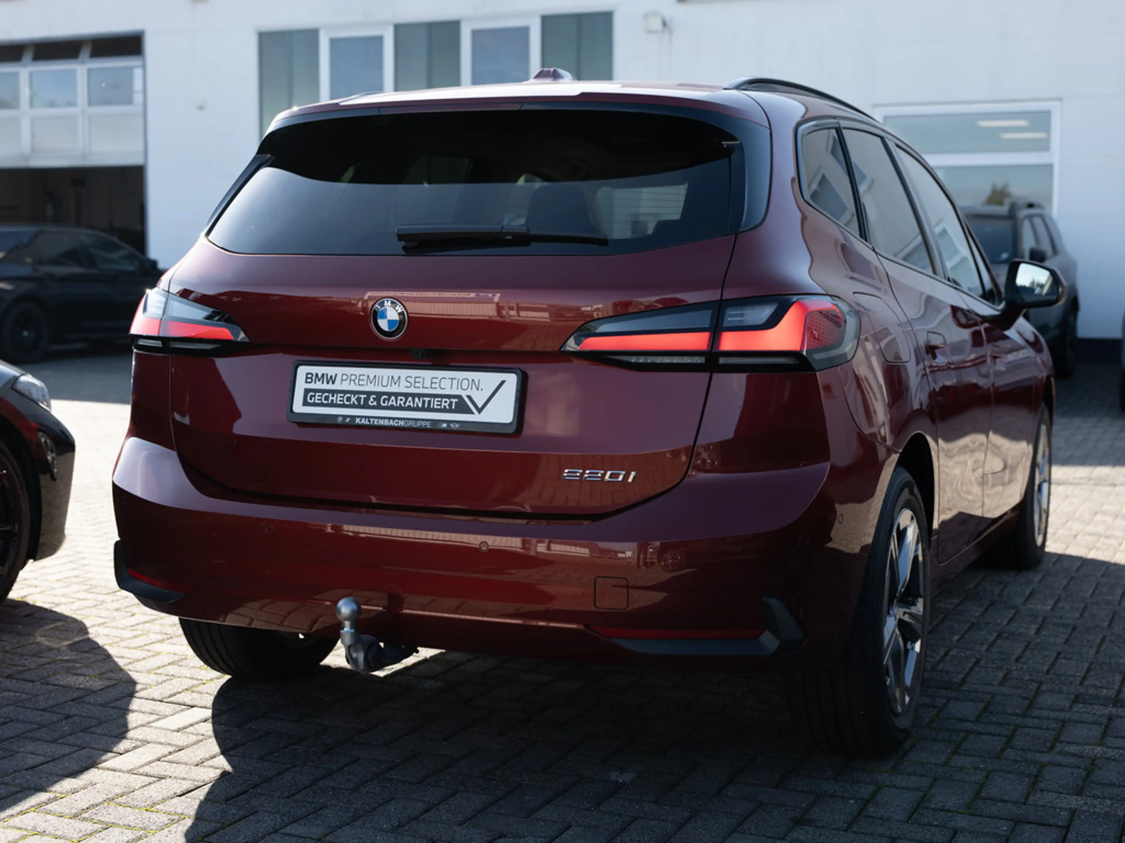 BMW 220 Active Tourer PANO AHK LED AKTIVSITZE SHZ — photo 5