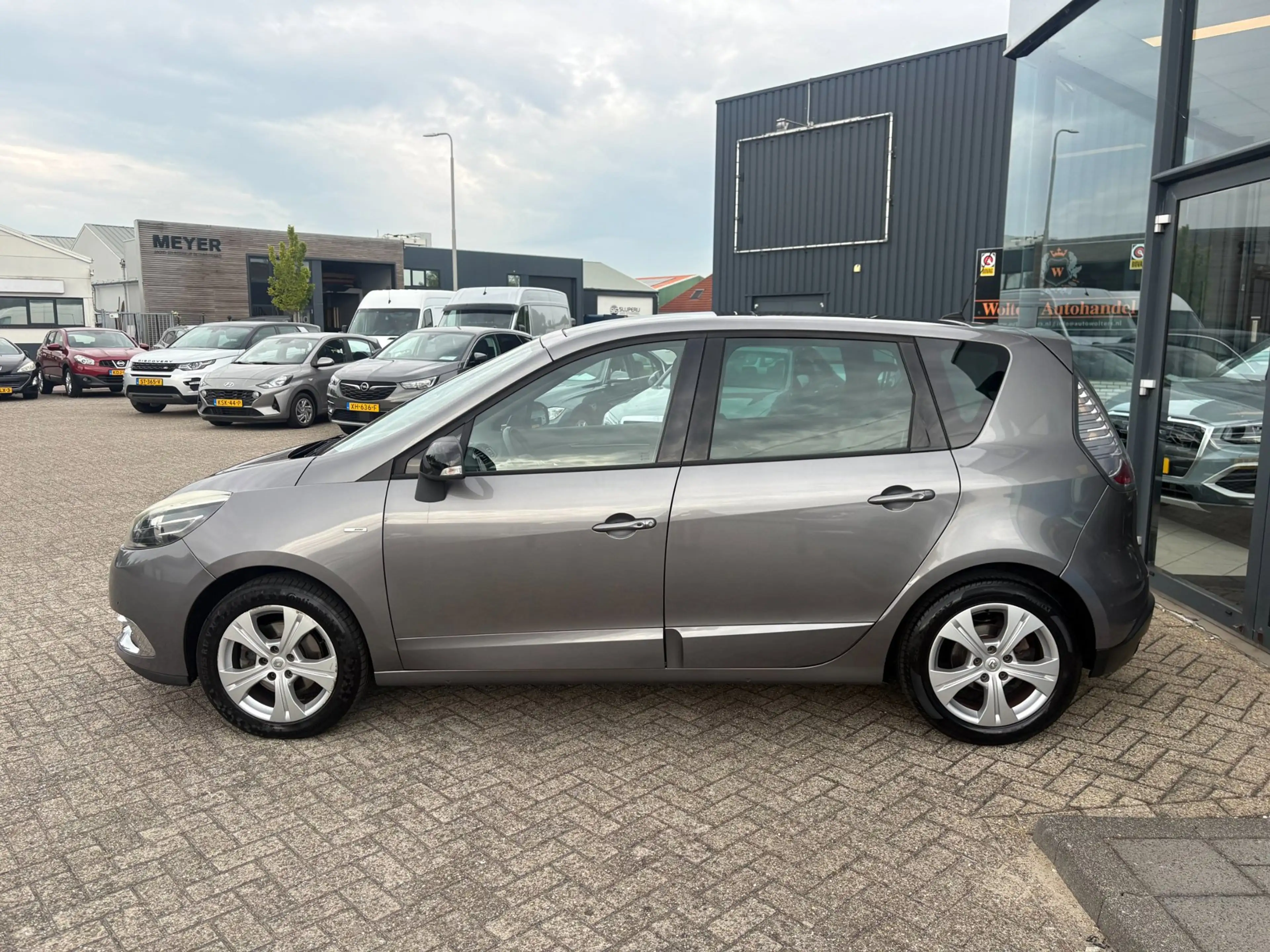 Renault Scenic 1.2 TCe Bose *AC — photo 6