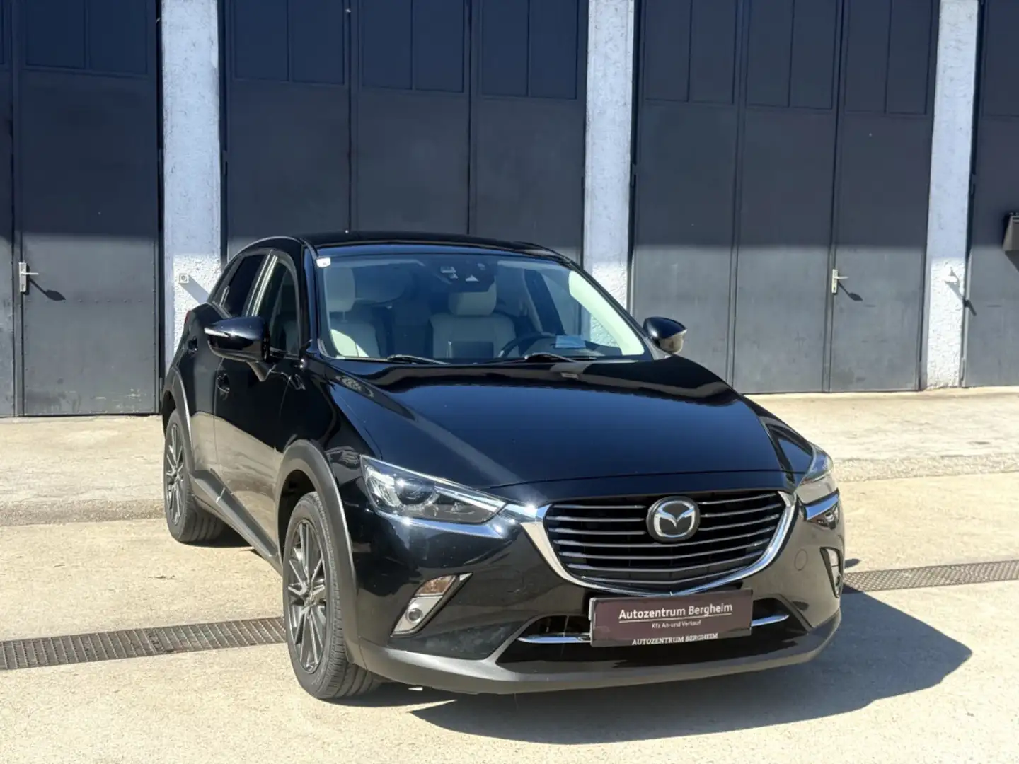 Mazda CX-3 CD105 AWD Revolution Top Aut. Schwarz - 1