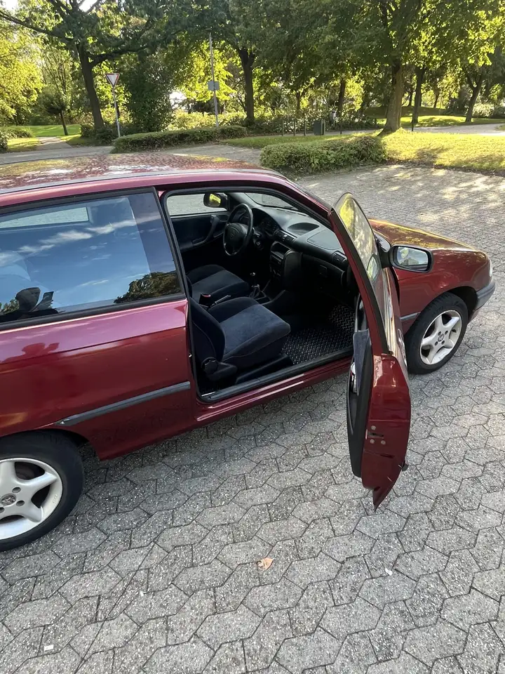 Opel Astra GL, foto 11