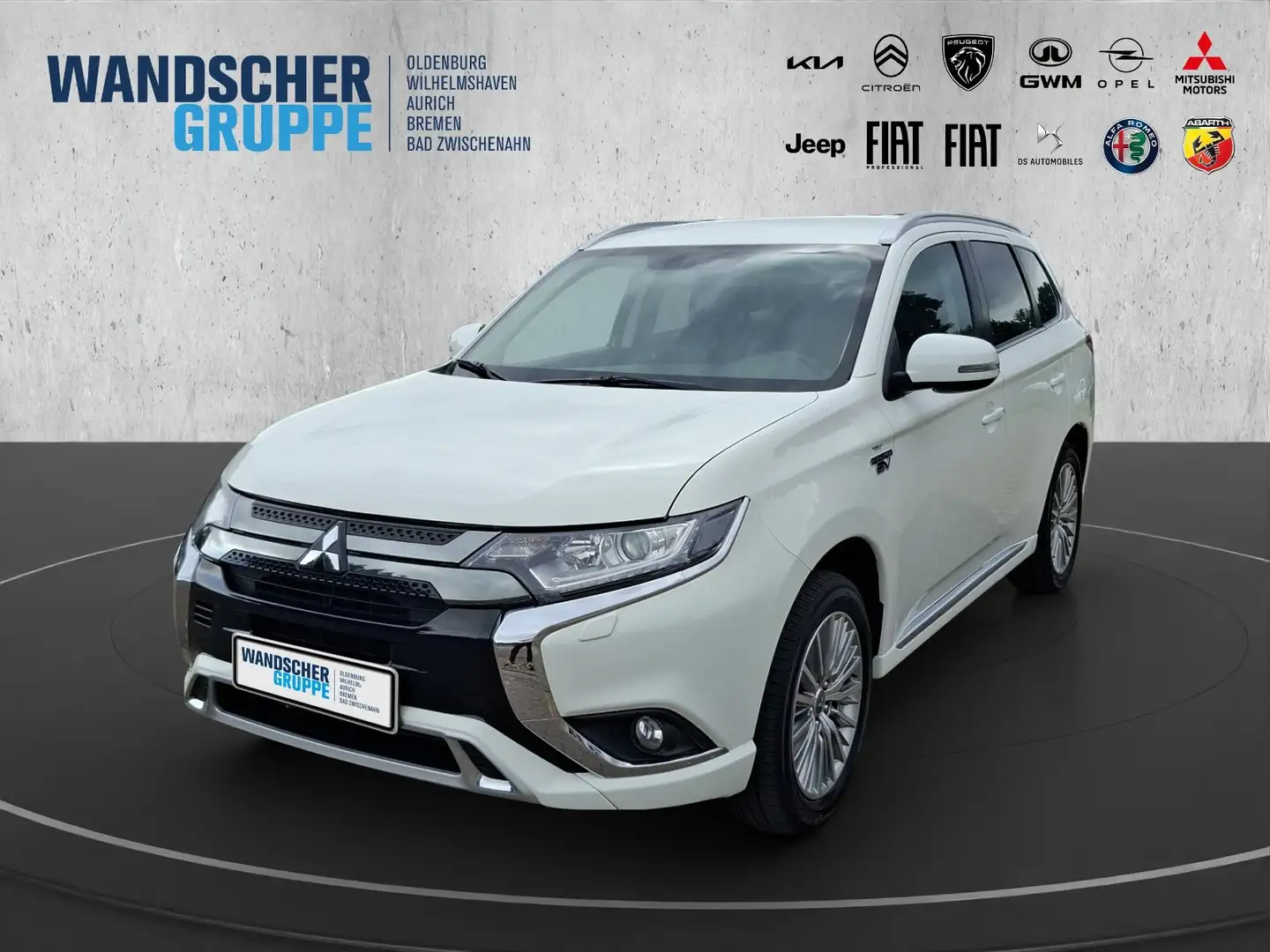 Mitsubishi Outlander 2.4 PHEV Basis Kam.+KeyLess+SHZ+LM+PDC Weiß - 1