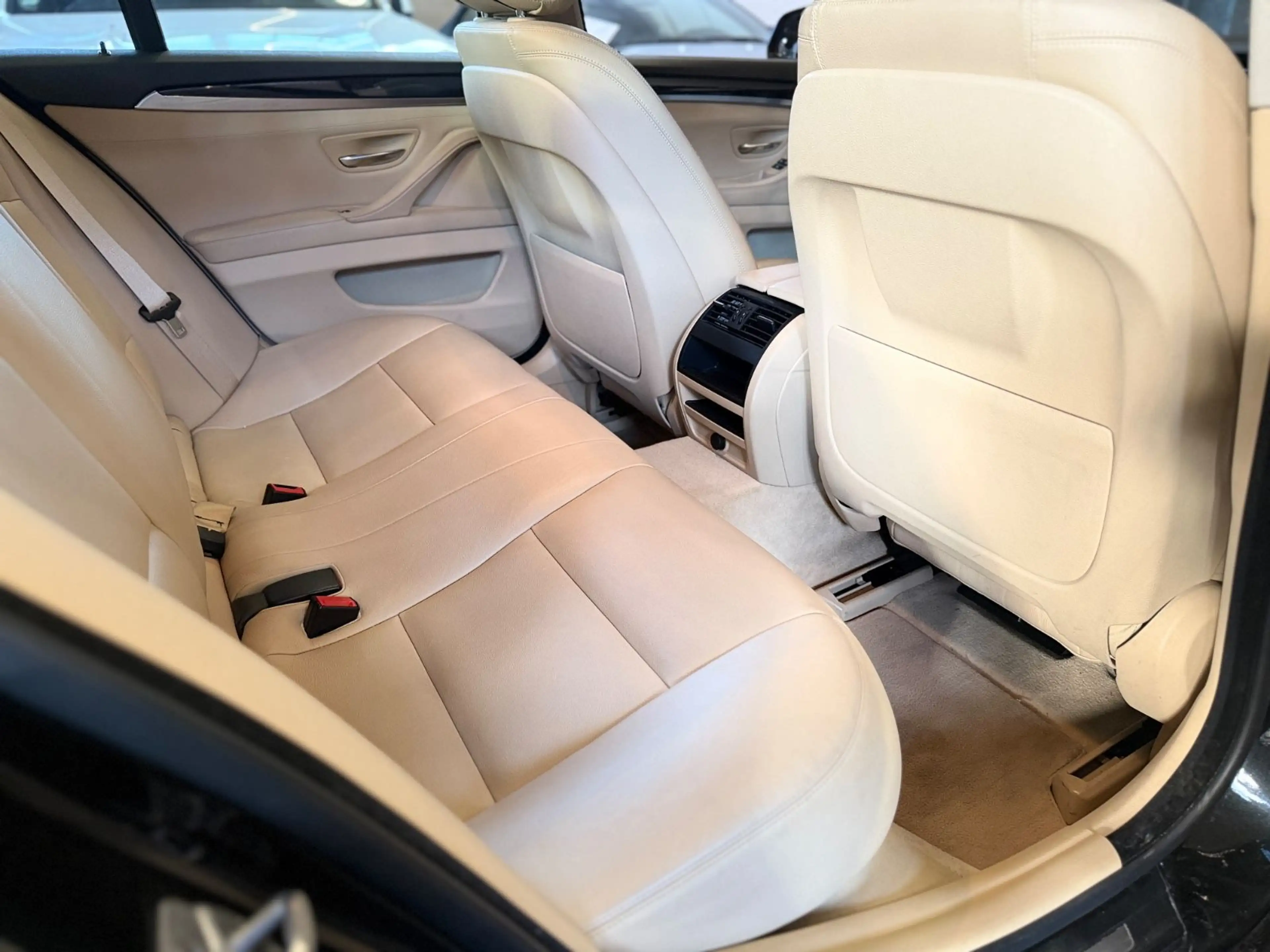 BMW 528 5 Limousine xDrive Voll Bmw Service Gepflegt — photo 8