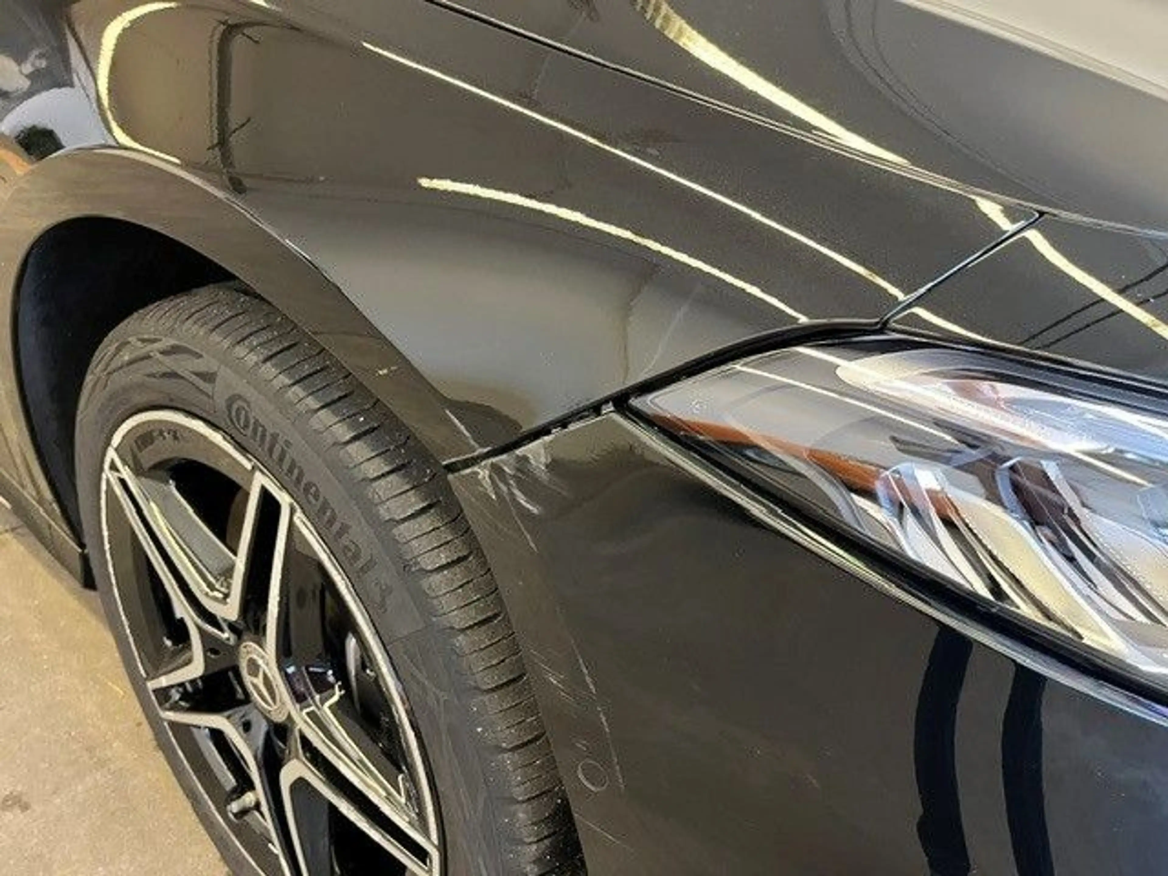 Mercedes-Benz A 250 e AMG-Line Panorama Distronic Keyless Go — photo 8