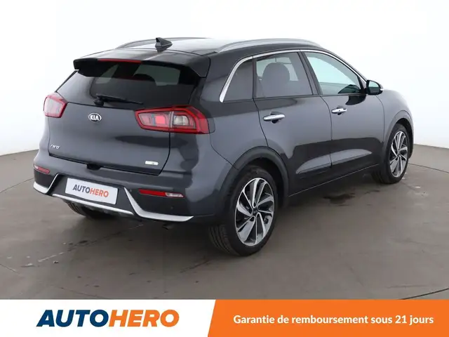 Kia Niro view 6