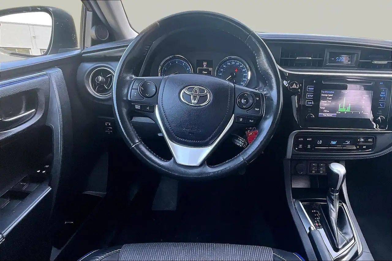 Toyota Corolla photo Toyota Corolla
