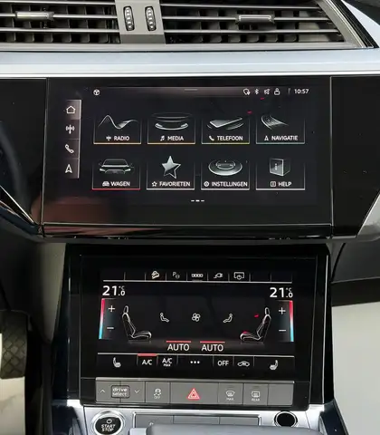 Audi E-Tron view 11