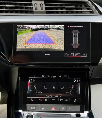 Audi E-Tron view 13