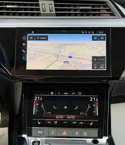 Audi E-Tron view 12