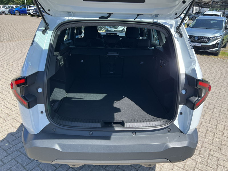 Dacia Bigster TCe 140 Expression — photo 8