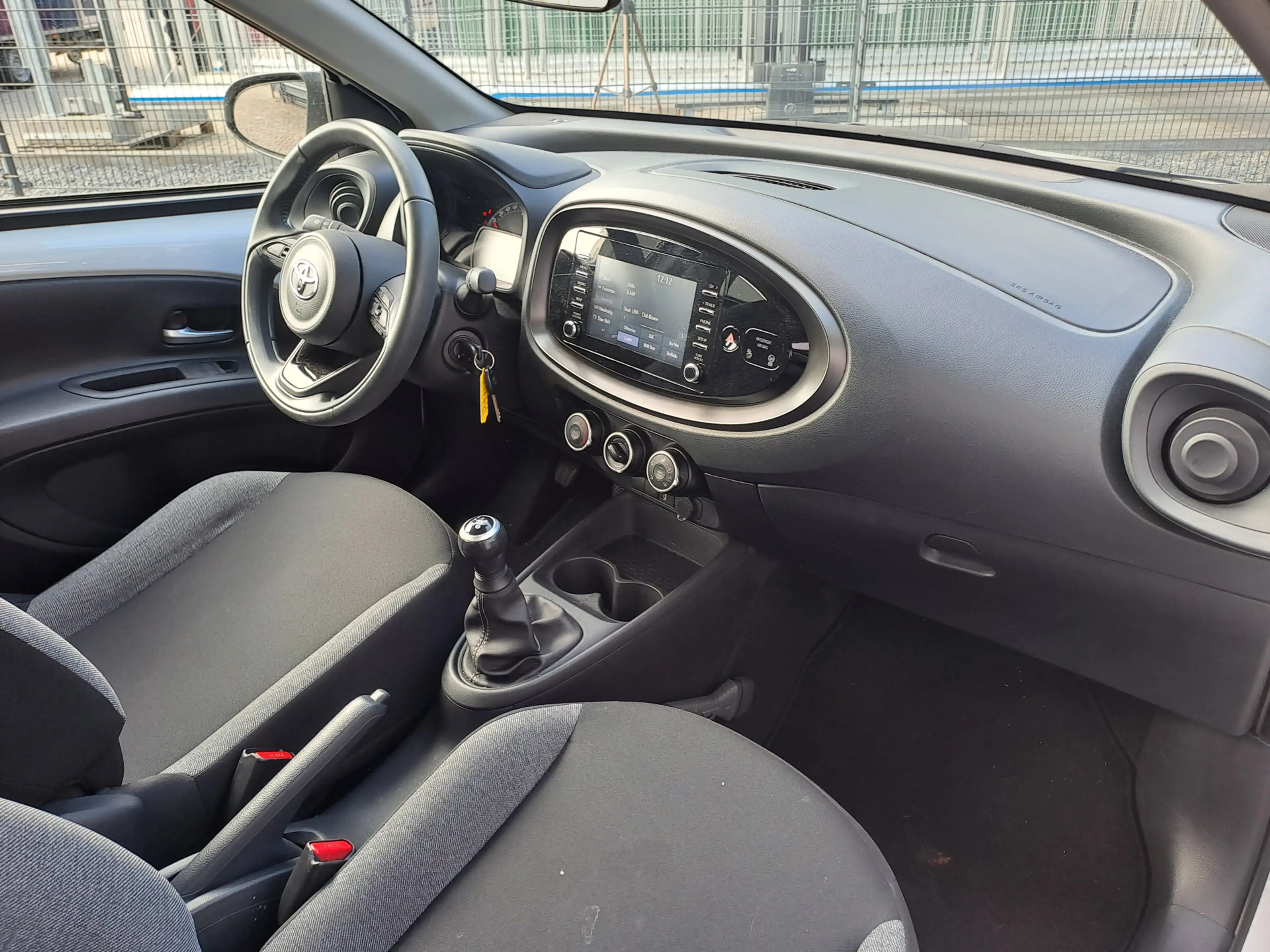 Toyota Aygo X 1.0 VVT-i MT Play | Apple Carplay/Android Auto | C — photo 5