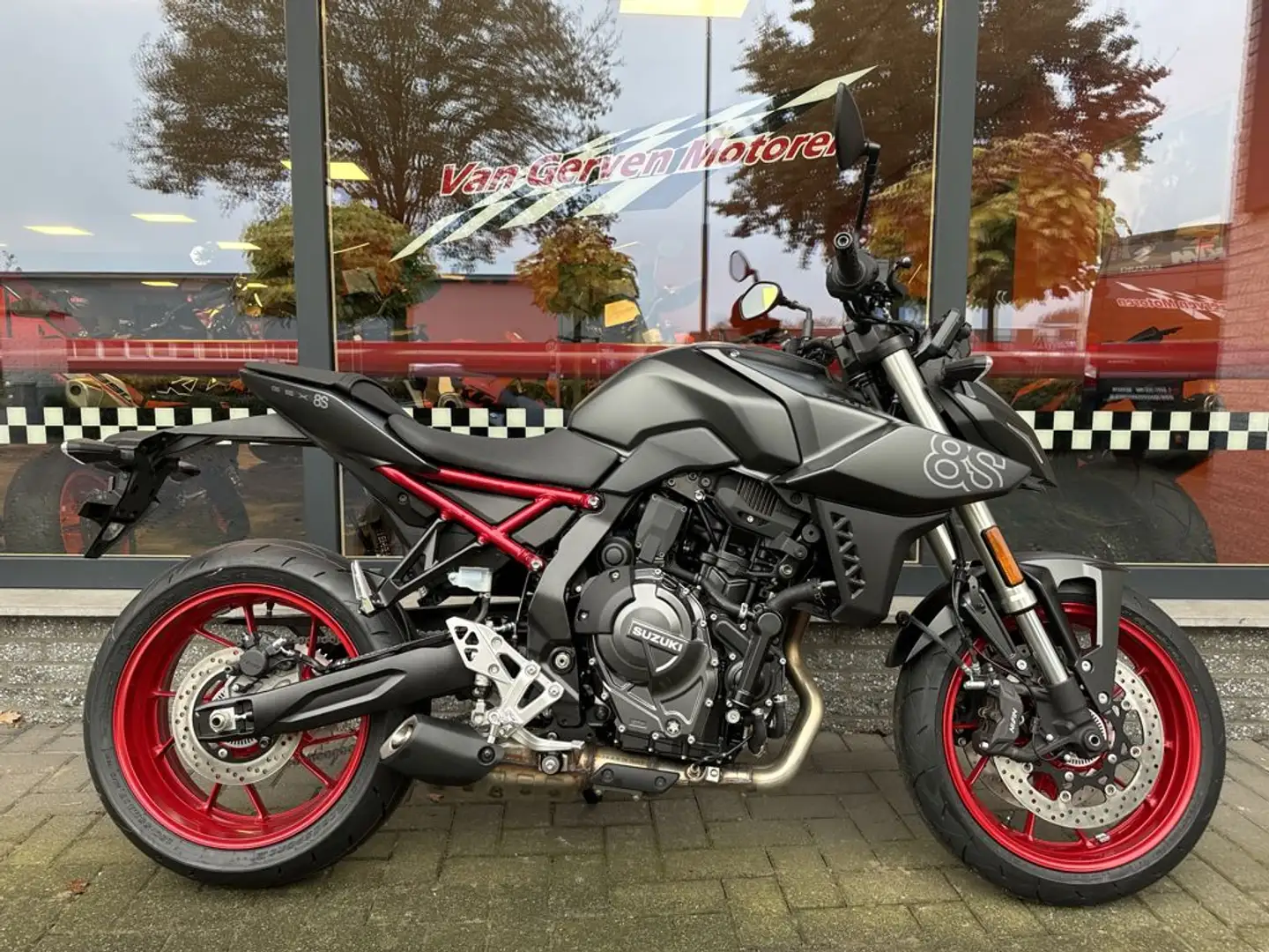 Suzuki GSX 8S - 1
