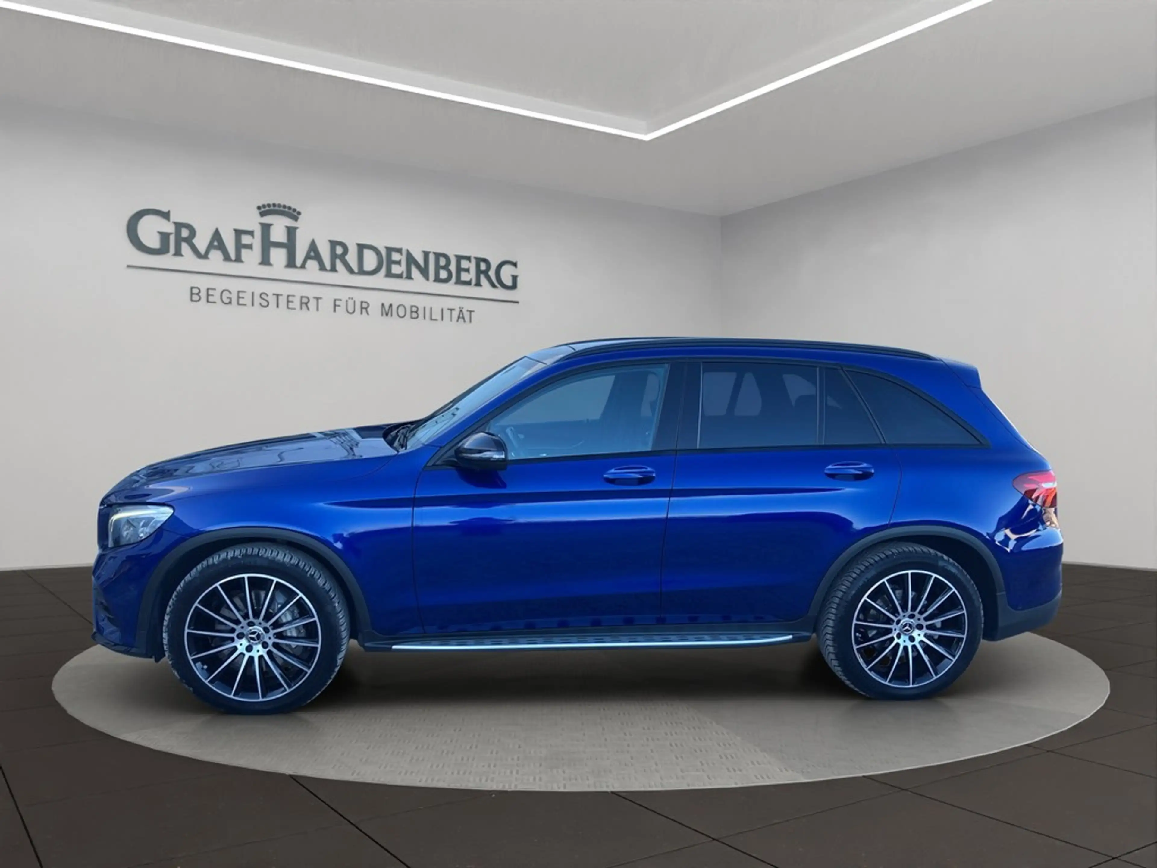 Mercedes-Benz GLC 250 4Matic AMG Line PANO NAV 360CAM — photo 2