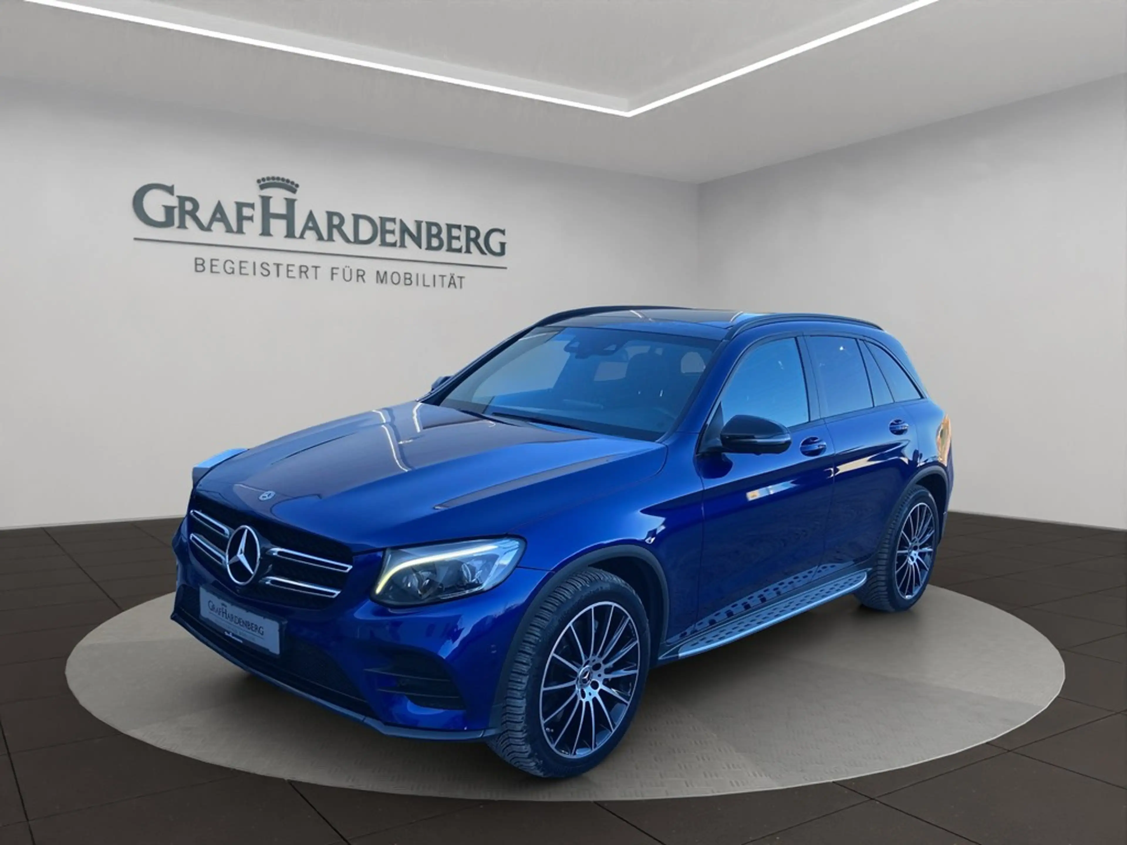 Mercedes-Benz GLC 250 4Matic AMG Line PANO NAV 360CAM