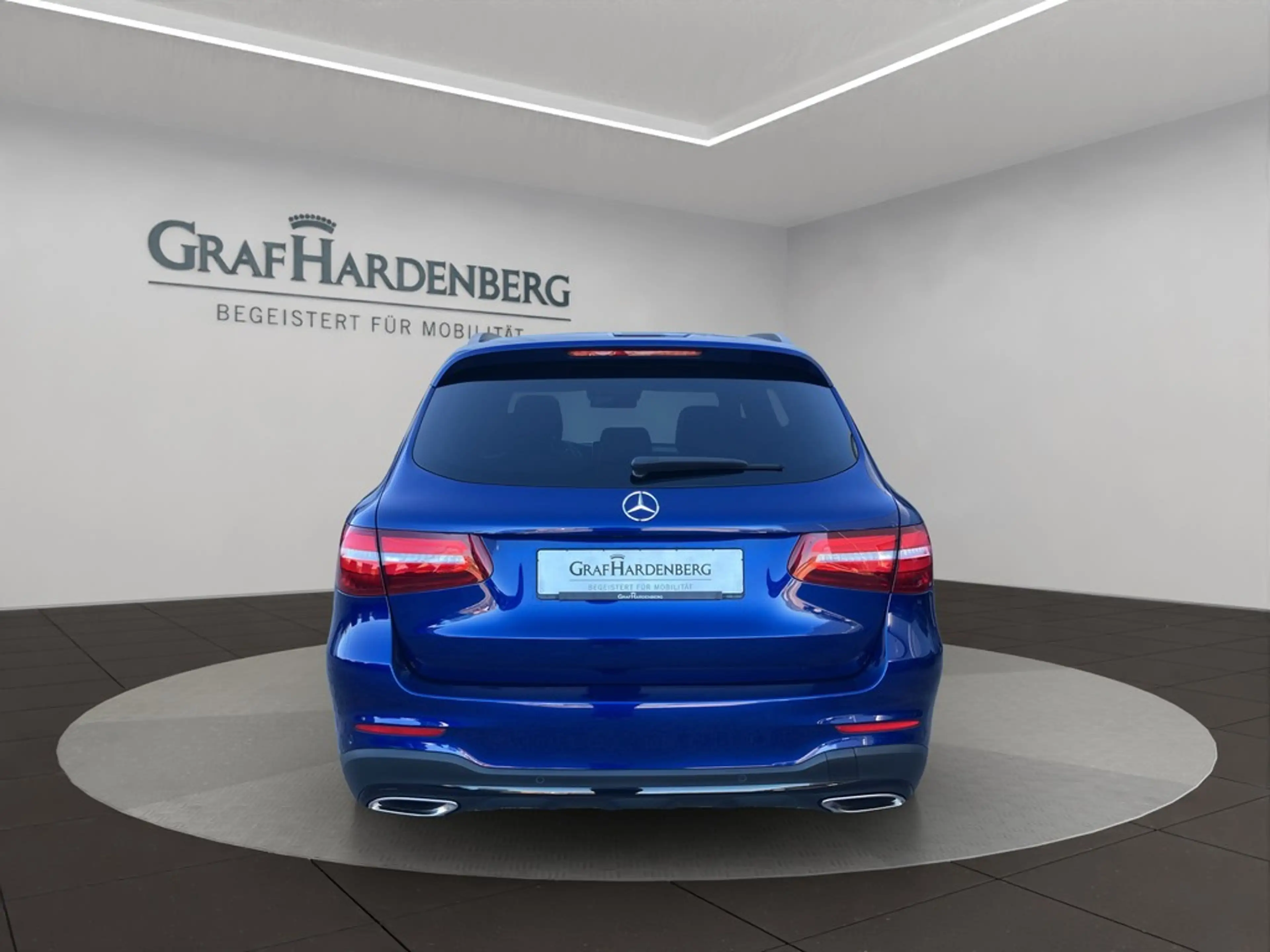 Mercedes-Benz GLC 250 4Matic AMG Line PANO NAV 360CAM — photo 5