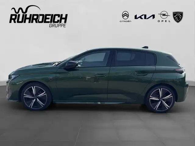 Peugeot 308 view 2