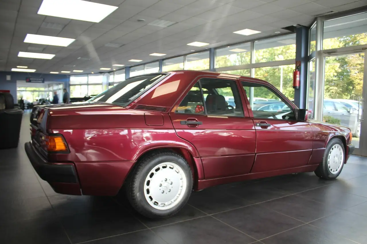 Mercedes-Benz 190 E 1.8 Avantgarde Rosso TOP ZUSTAND, foto 6